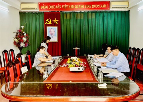 Đảng ủy phường Việt Hưng kiểm tra công tác lãnh đạo, chỉ đạo thực hiện Chương trình 01-CTr/QU năm 2023  đối với Chi bộ và đồng chí Bí thư chi bộ trường MN Việt Hưng.